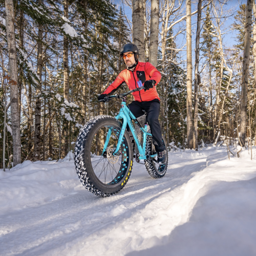 Plats délicieux et plaisirs hivernaux : la fin de semaine idéale dans la région Chaleur!
